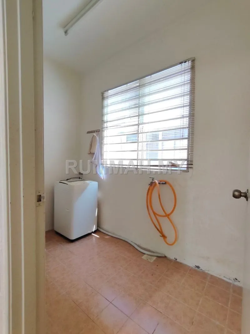 Taman Bukit Indah 30x80 Extra Land Corner Unit Rare In Market