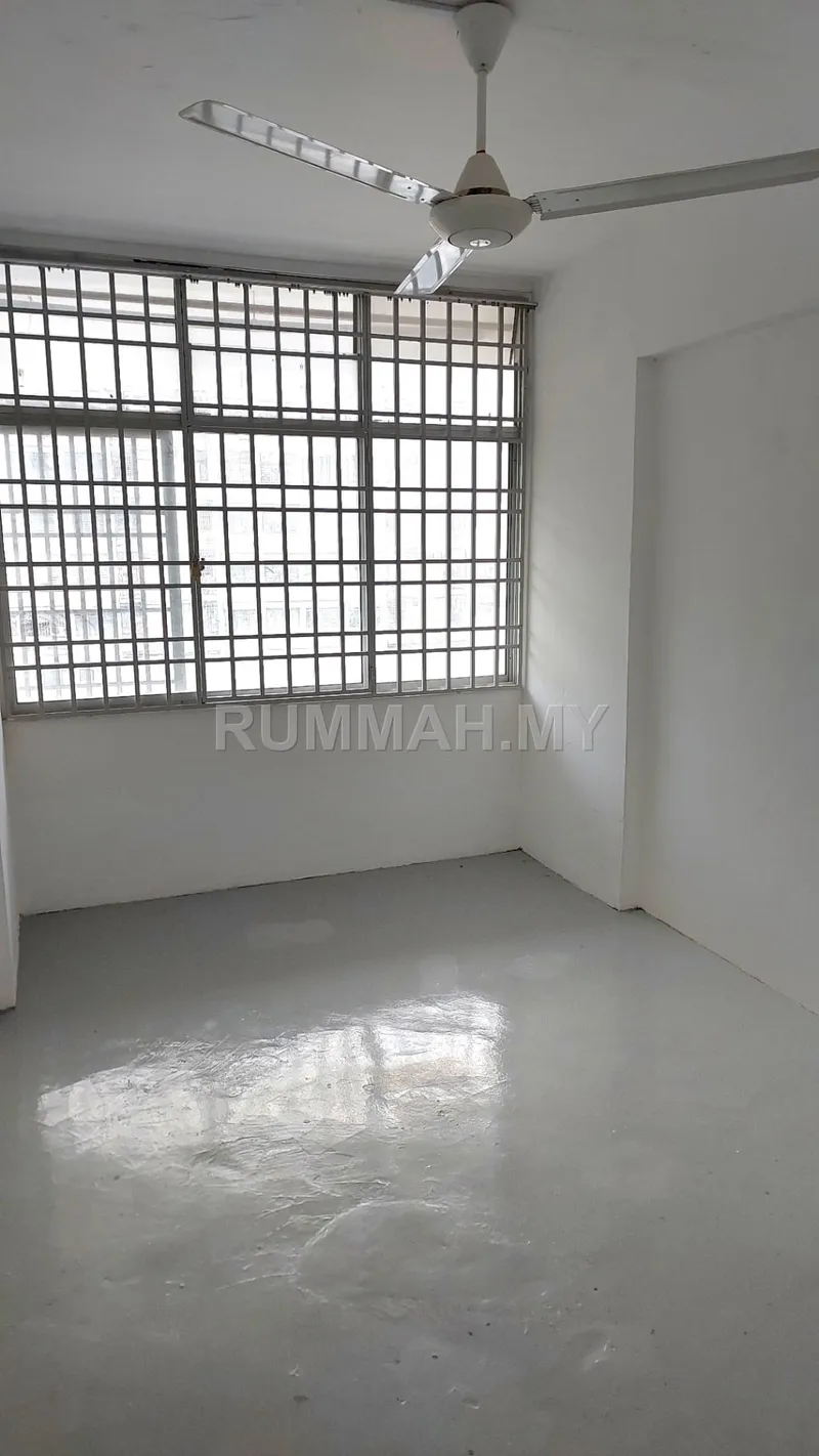 condo in Paya Terubong, Penang — photo 2