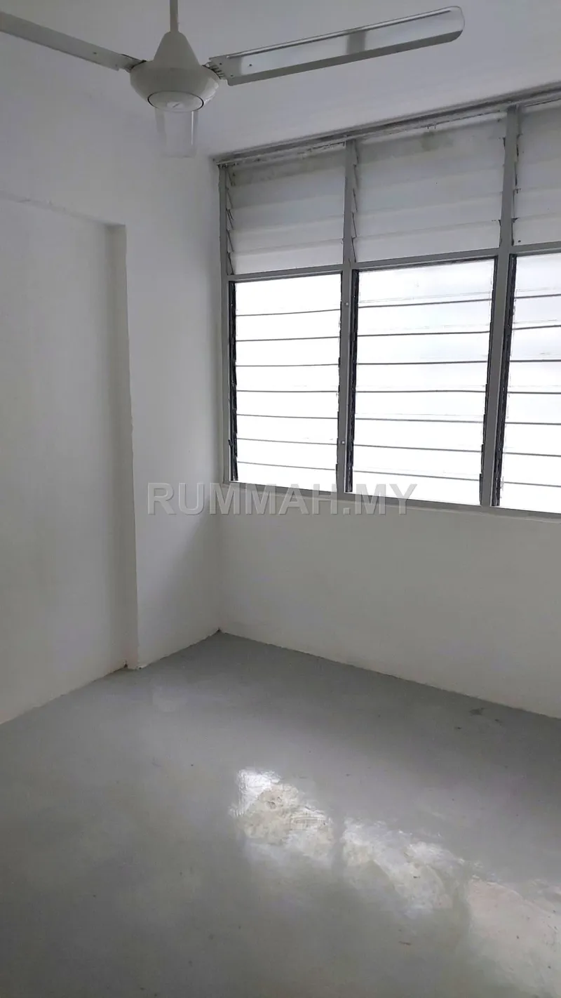 condo in Paya Terubong, Penang — photo 3