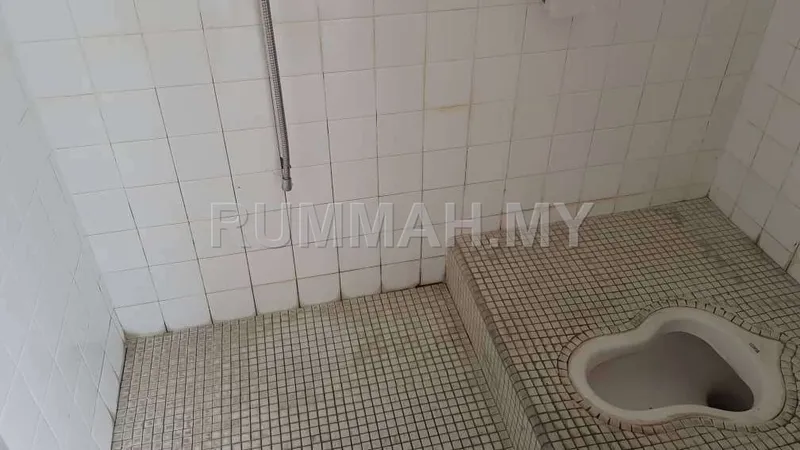 house in Sungai Dua Island, Penang — photo 3