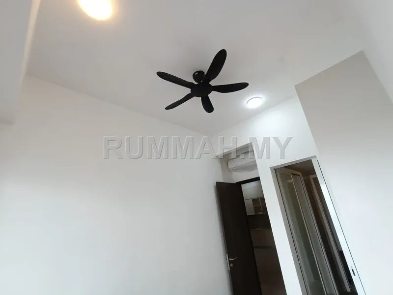 condo in Pulau Tikus, Penang — photo 3