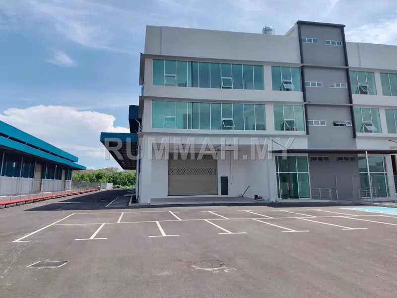 Perai Freehold 1000 Amp Semi D Factory