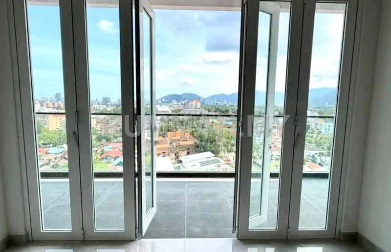 condo in Pulau Tikus, Penang — photo 2