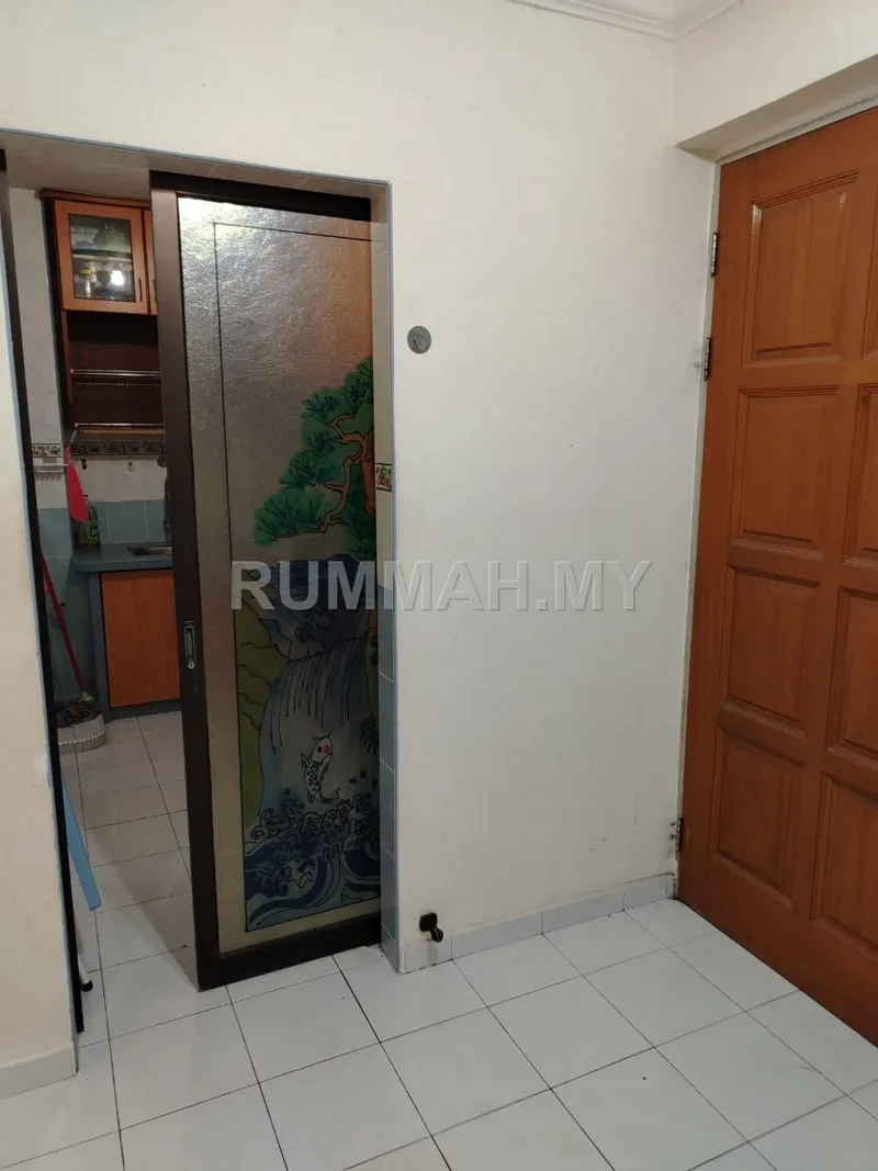 Flat for Rent @ Krystal Heights, Jelutong | Freehold