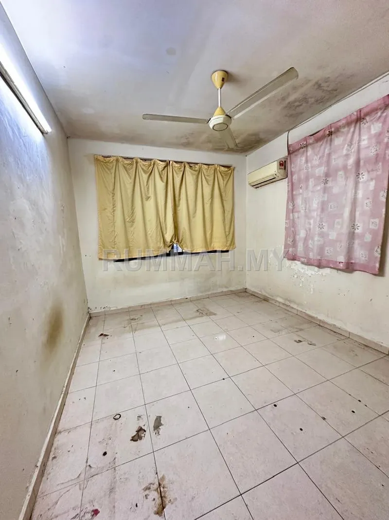 house in Bukit Minyak, Penang — photo 2