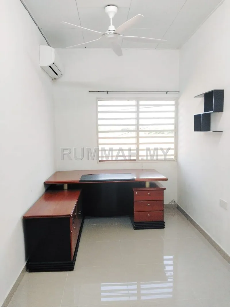 house in Permatang Tinggi, Penang — photo 3