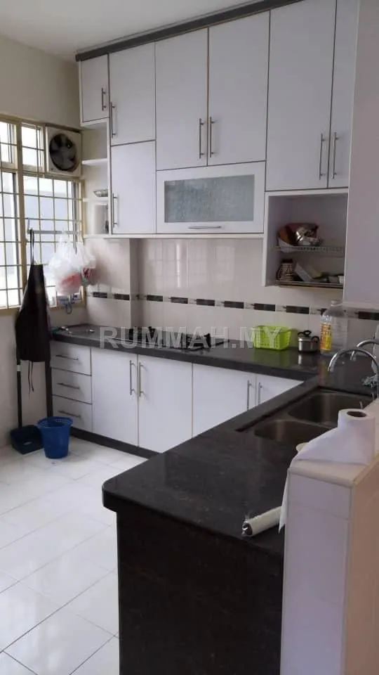 3-bedroom condo in Bayan Lepas, Penang for sale — Putra Place at Bayan Lepas near Queensbay | Fully Furnished SA9796