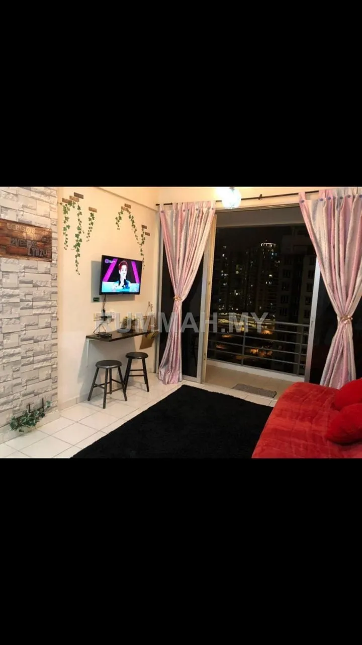 Putra Place near Queensbay at Bayan Lepas | Fully Furnished Pool View SA7519