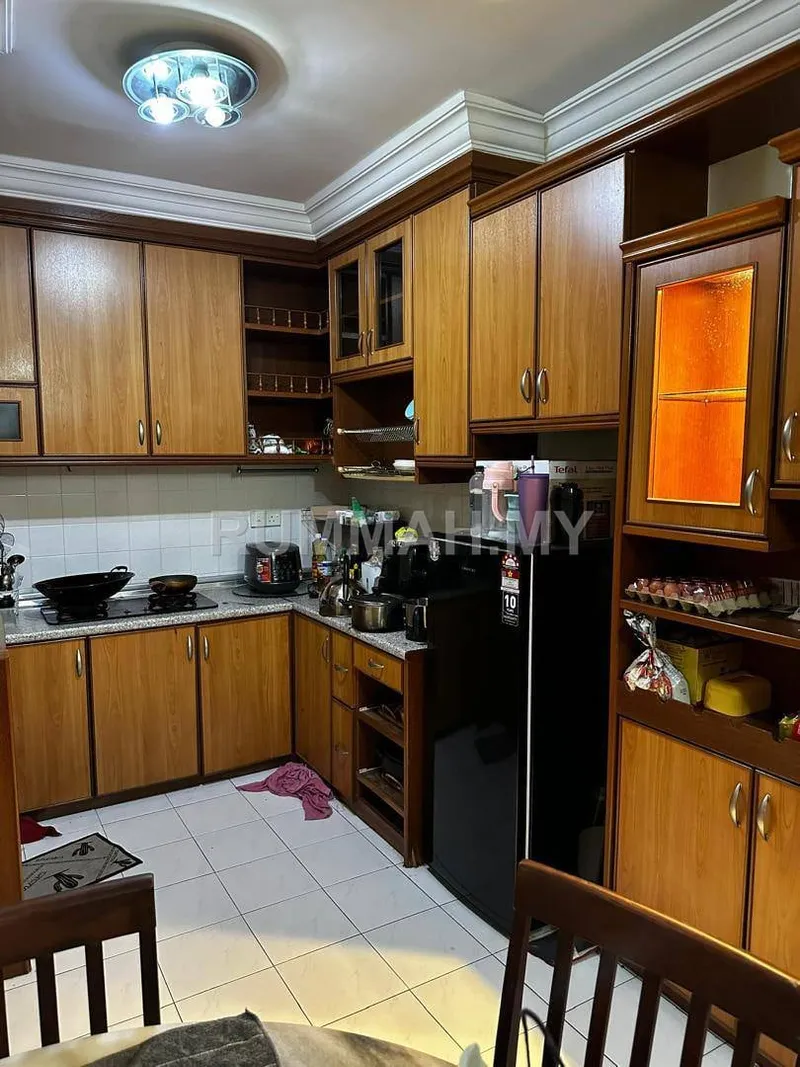 Villa Emas near Queensbay at Bayan Lepas, Pool View