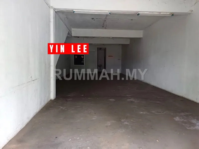 commercial in Lunas, Kedah — photo 3