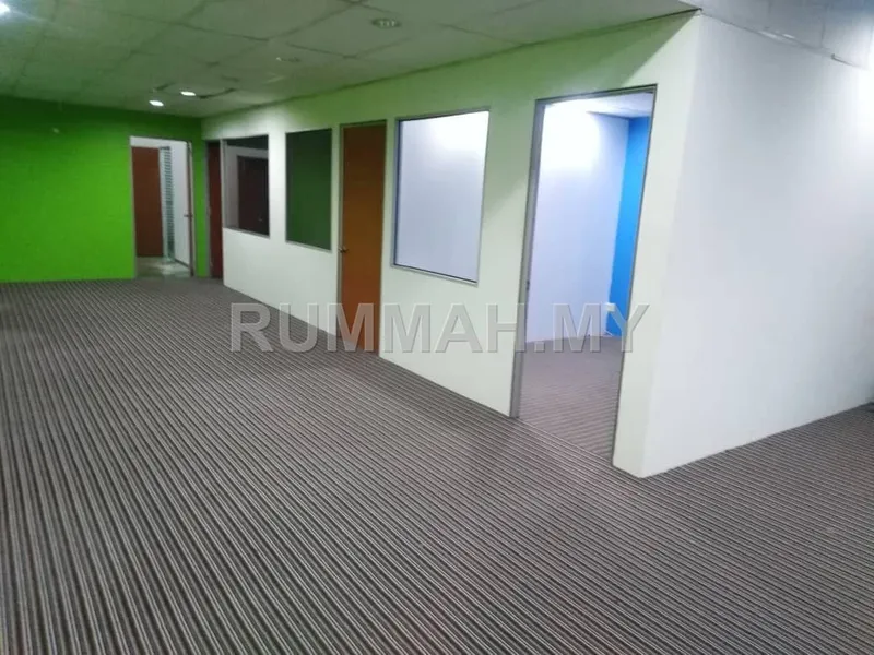 commercial in Seri Kembangan, Selangor — photo 3