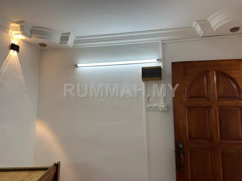 House for Sale @ Taman Selatan, Jelutong | Partially Furnished