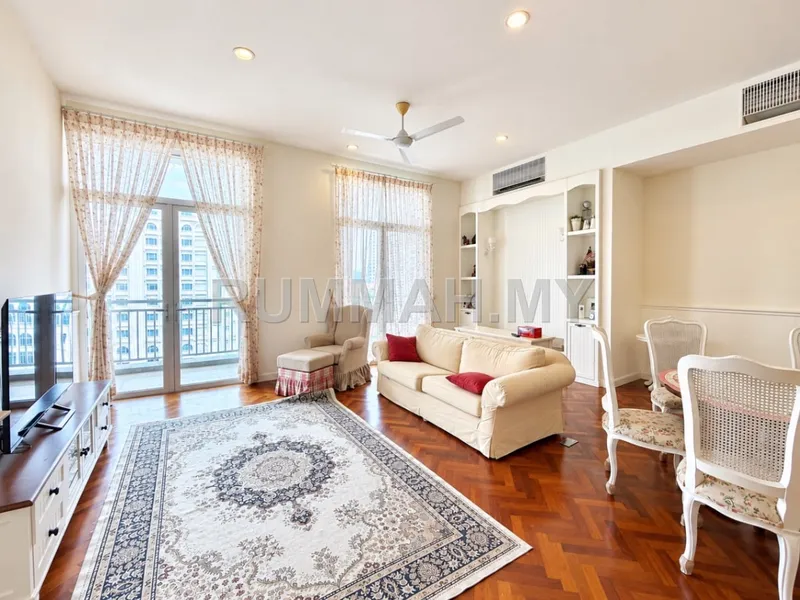 Quayside @ Straits Quay Tanjung Tokong next to Stonyhurst International School Fully Furnished 2+1 Bedrooms For Rent