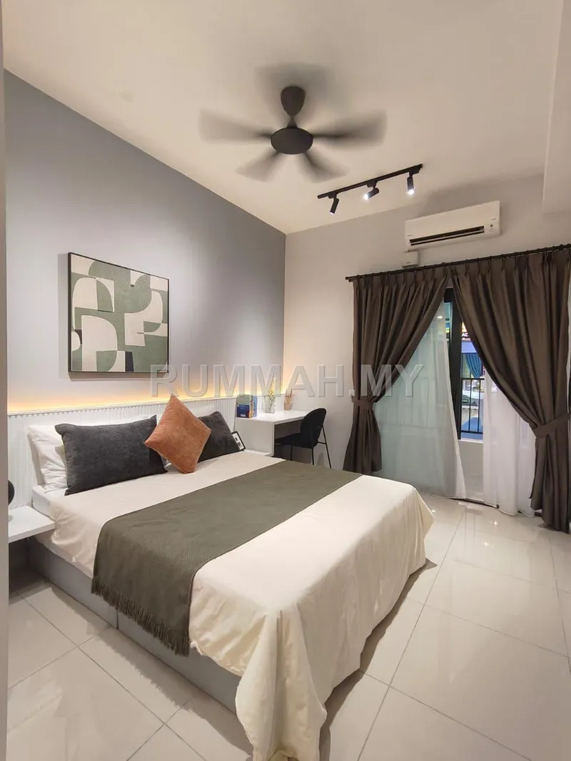 Batu Kawan Dual Key Condo Free Lawyer Fee & Furniture Good For Investment
