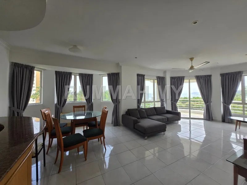 Gold Coast Condominium, 1656sft, Fully Furnished, Garden &Seaview| SA11658