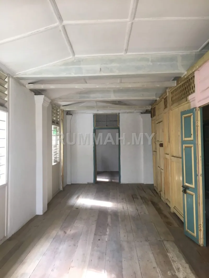 house in George Town, Penang — photo 2