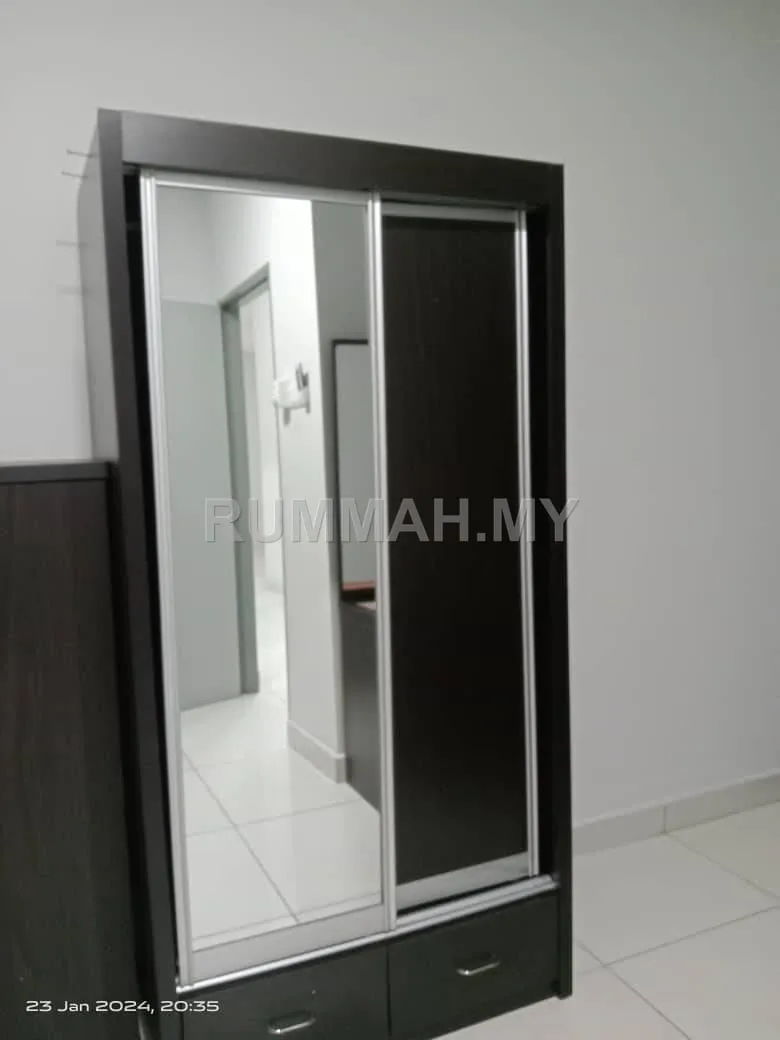 condo in Pekan Puchong Perdana, Selangor — photo 3