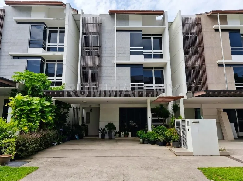 2.5 Storey Superlink Duta Villa, Presint 14, Putrajaya FULLY FURNISHED READY TO MOVE IN