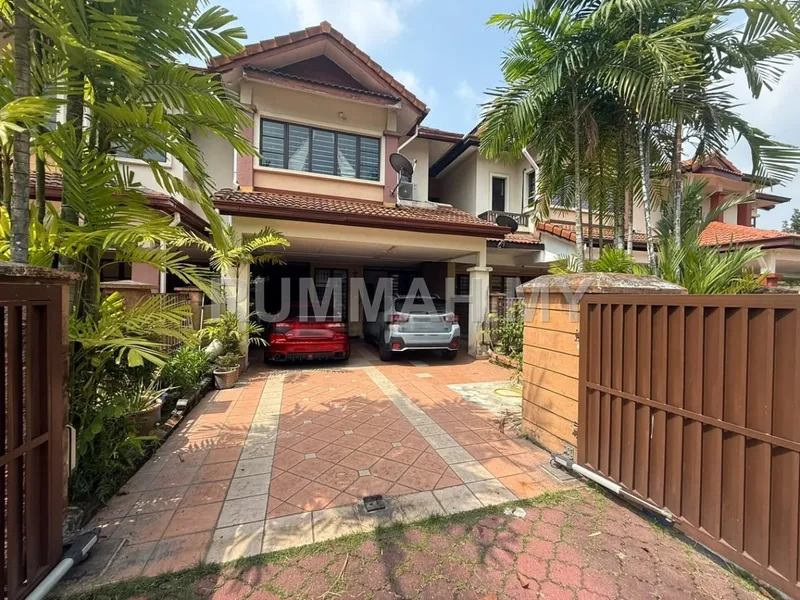 house in Bukit Jelutong, Selangor — photo 2