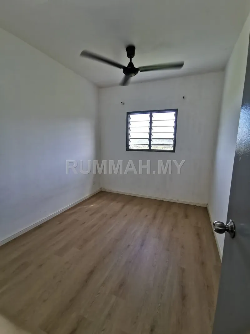 condo in Balik Pulau, Penang — photo 3