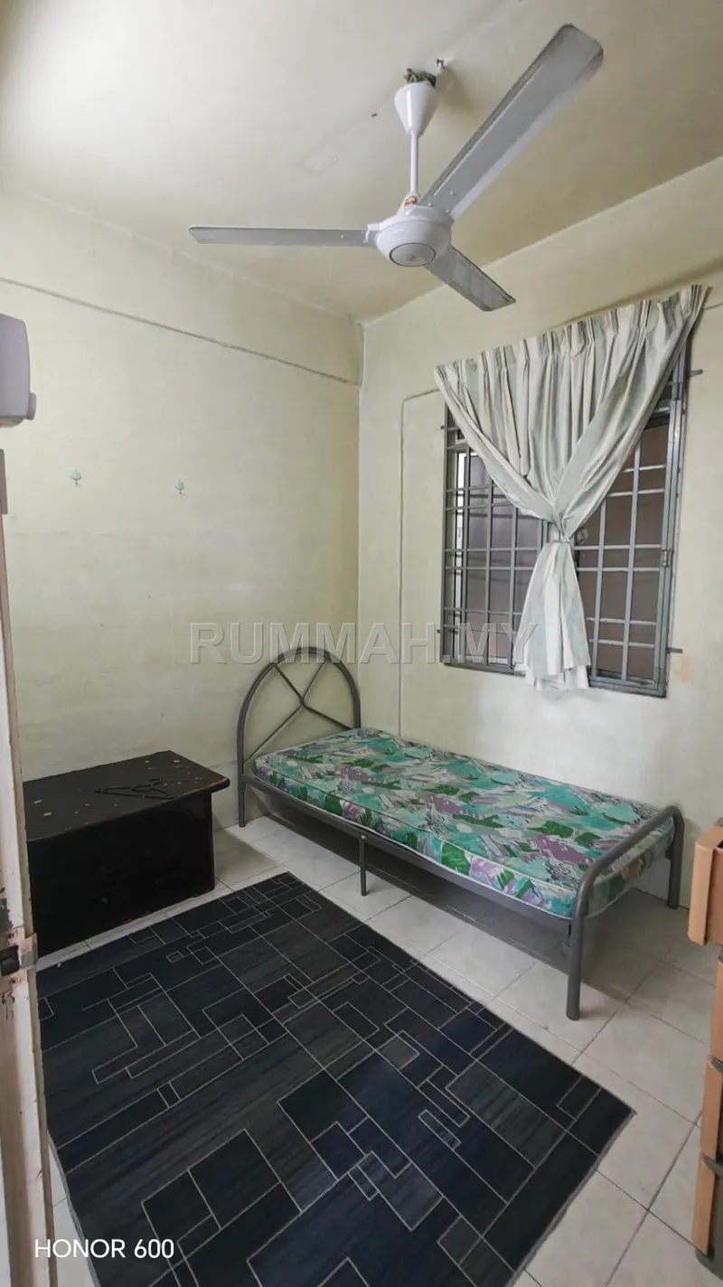 condo in Sungai Ara, Penang — photo 2