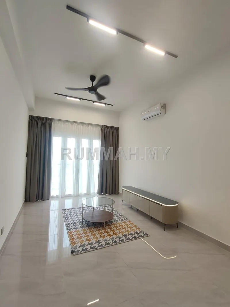 condo in Pulau Tikus, Penang — photo 3