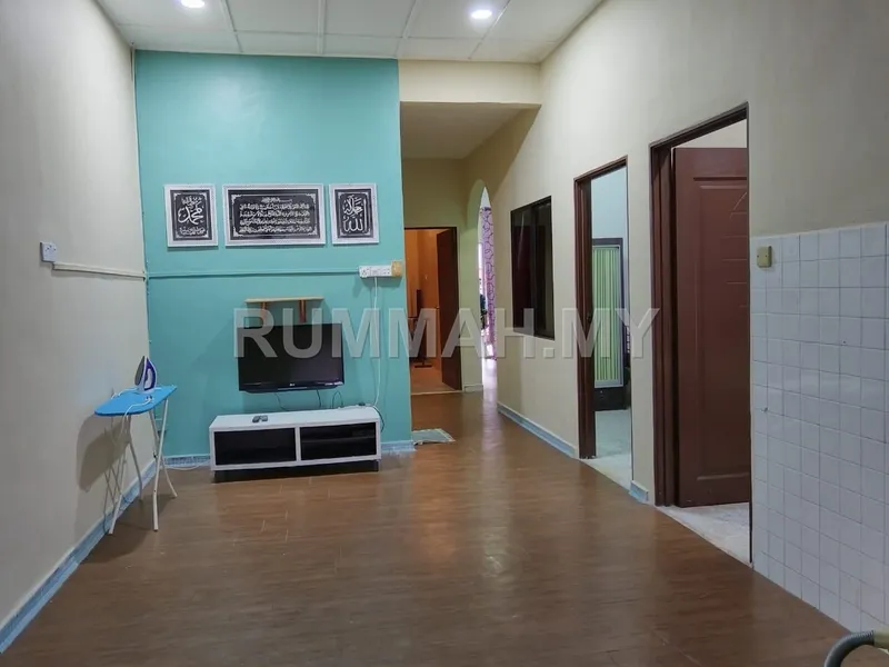 house in Kesidang, Melaka — photo 3