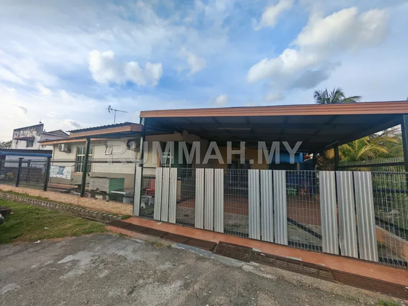 4-bedroom house in Lorong Pandan, Melaka for sale — 1-Storey Terrace for Sale @ Taman Kesidang Lorong Pandan, Lorong Pandan | Freehold