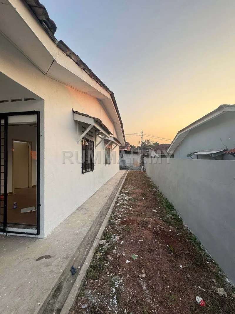 house in Jasin, Melaka — photo 2
