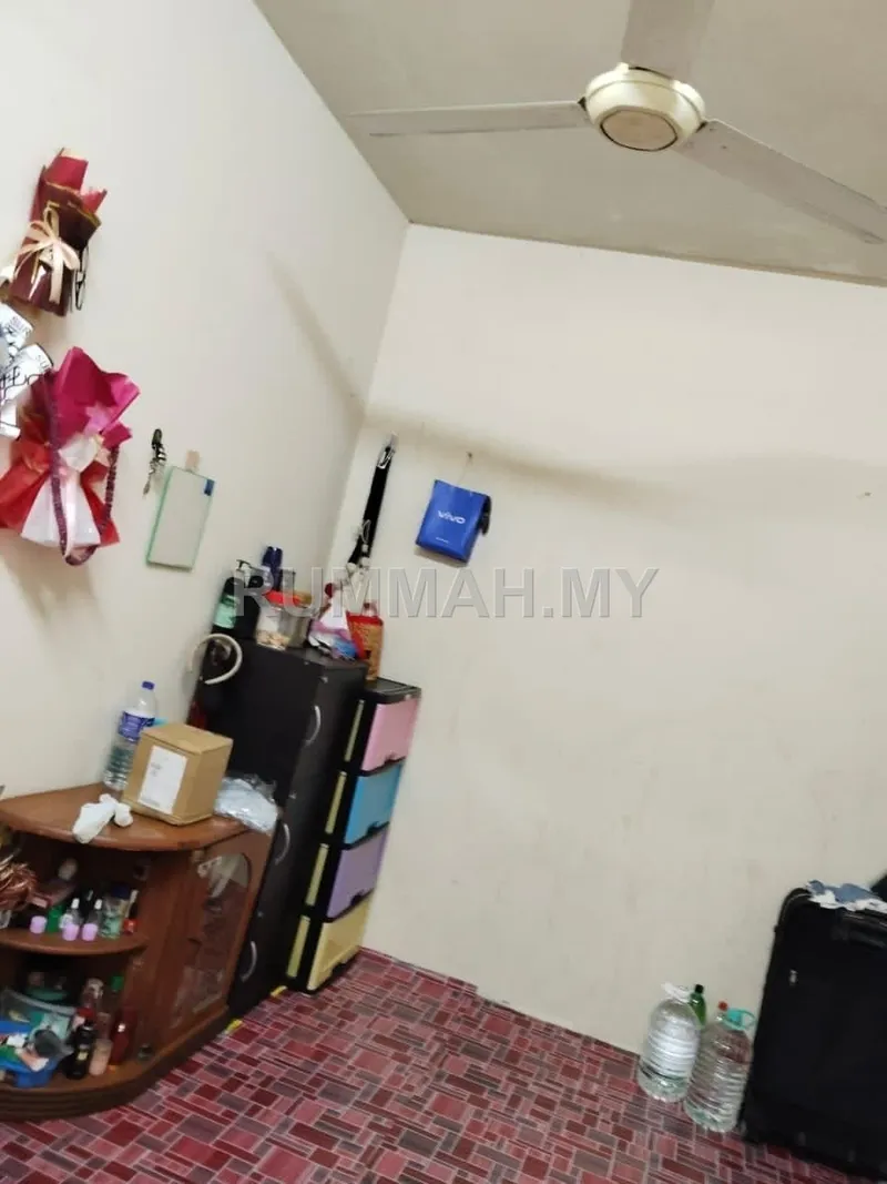 condo in Pengkalan Balak, Melaka — photo 3