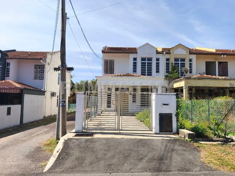 2-Storey Terrace End Lot Below MV for Sale @ Taman Seri Gelam, Tanjung Keling | Freehold MCL
