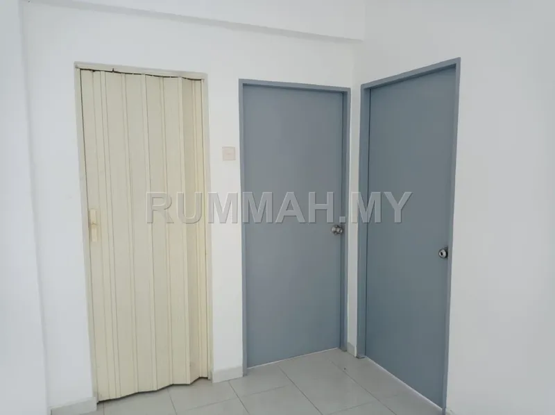 condo in Paya Terubong, Penang — photo 2