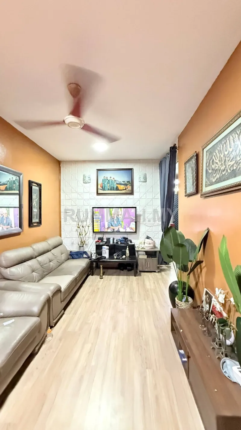 house in Pulau Gadong, Melaka — photo 2