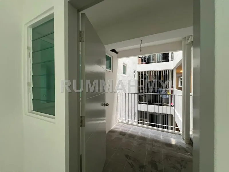 condo in Sungai Ara, Penang — photo 3