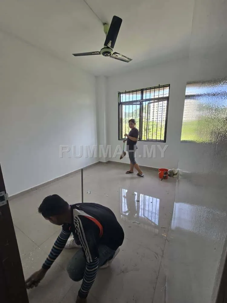 condo in Bukit Jambul, Penang — photo 3