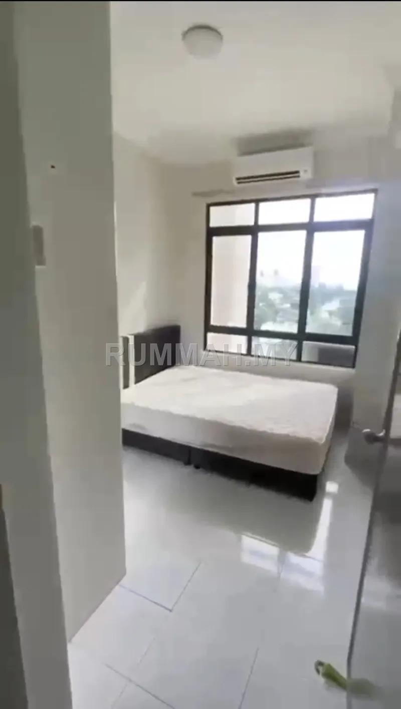 condo in Gelugor, Penang — photo 3