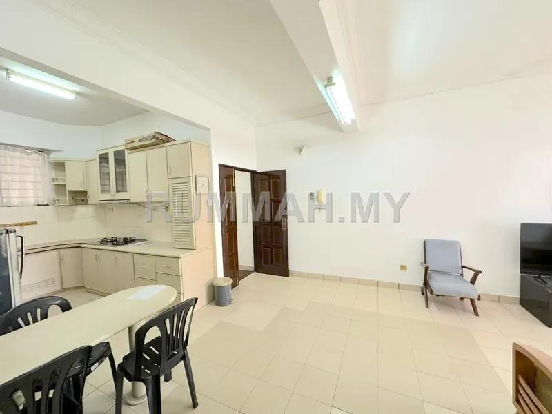 condo in Pulau Tikus, Penang — photo 3