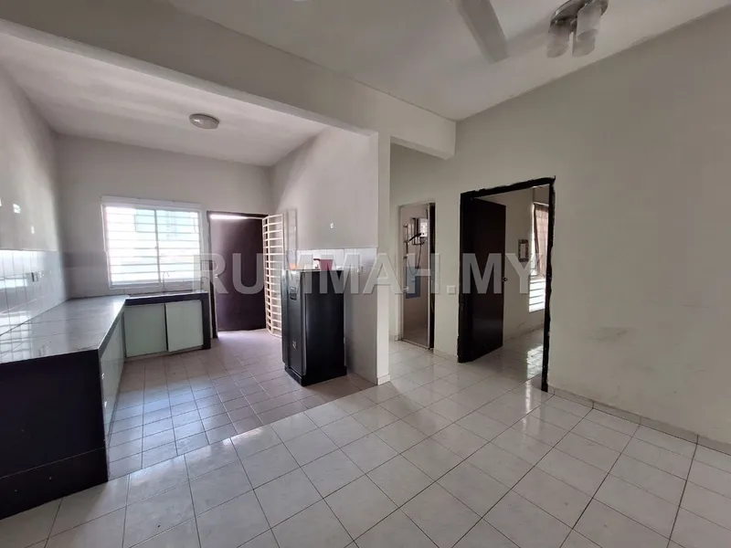 Townhouse Taman Tropika 2, Kajang