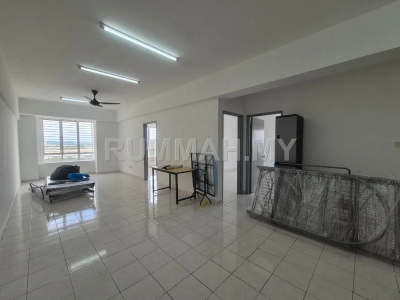 3-bedroom condo in klang, Selangor for rent — Palm Garden Apartment, Bandar Baru Klang, Klang.