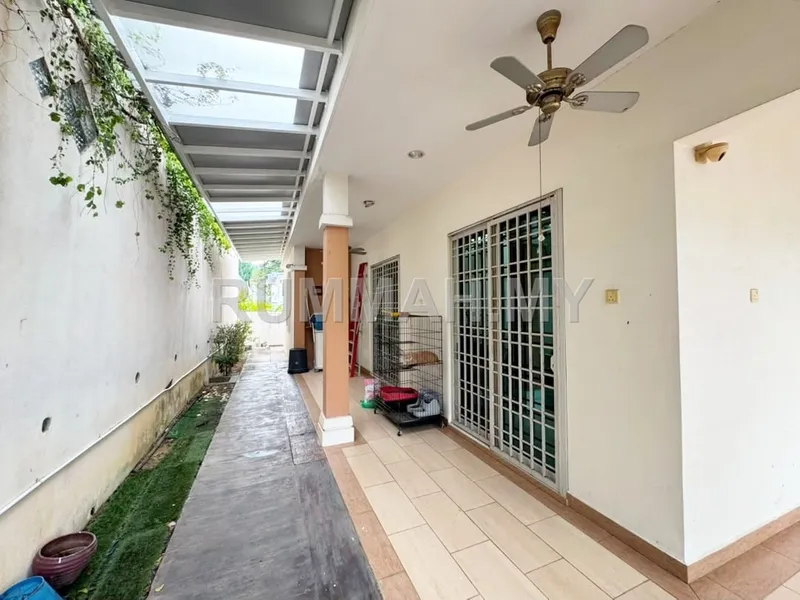 house in Gelugor, Penang — photo 3