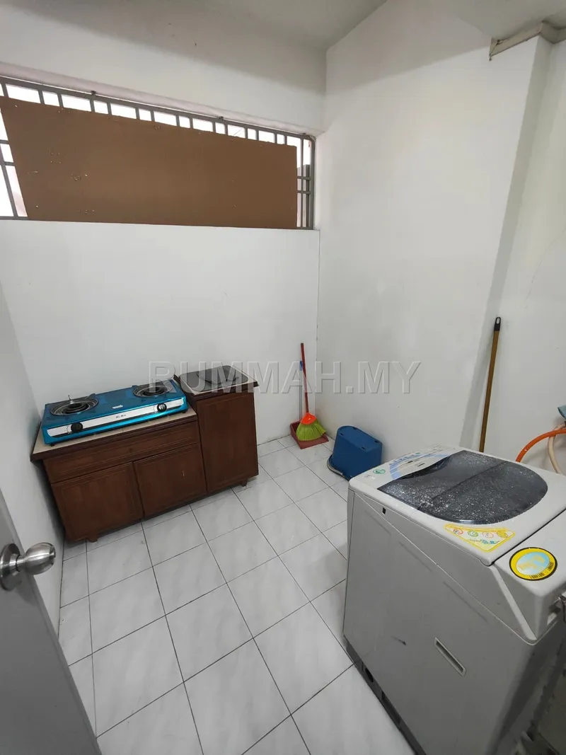 condo in Jelutong, Penang — photo 3