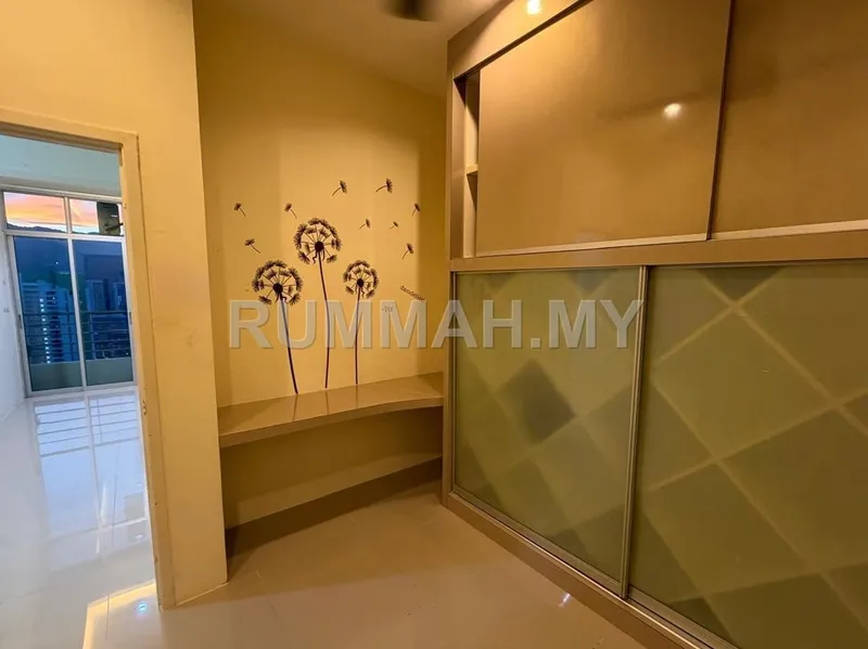 condo in Farlim, Penang — photo 3