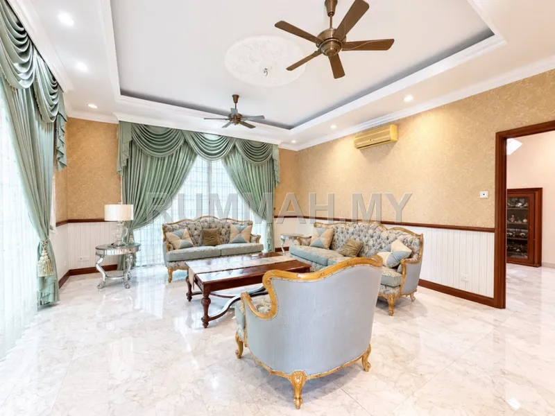 5-bedroom house for sale in Gelugor, Penang