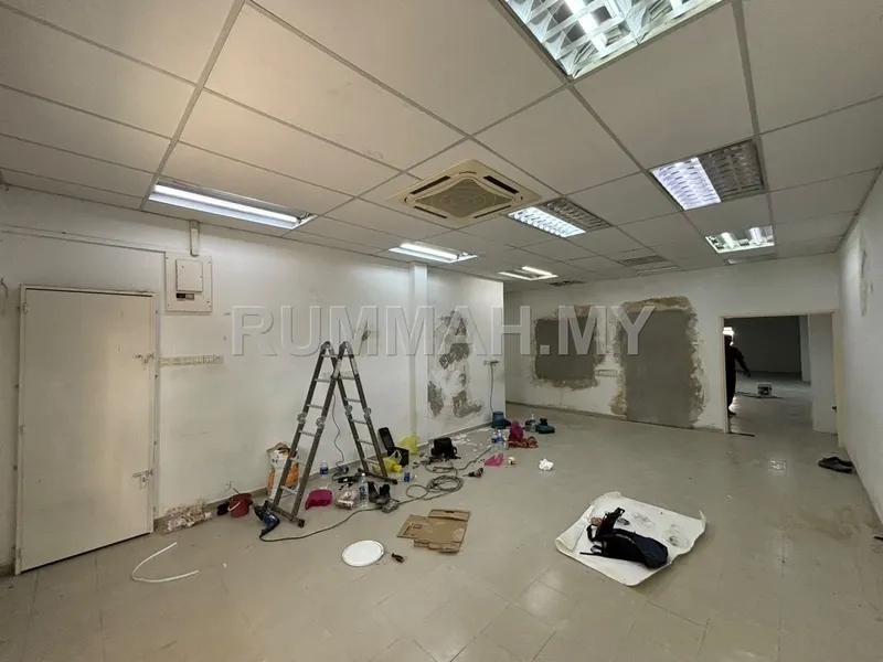 commercial in Jelutong, Penang — photo 3