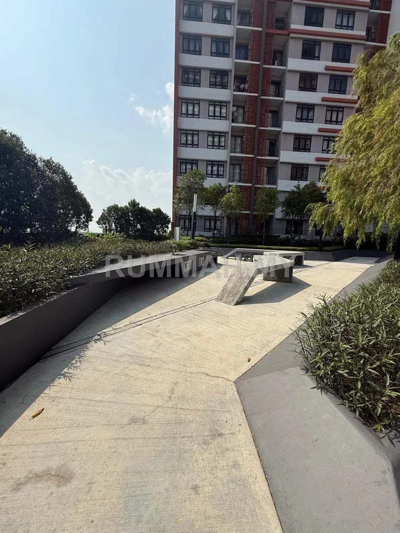 condo in TwentyFive.7, Selangor — photo 2