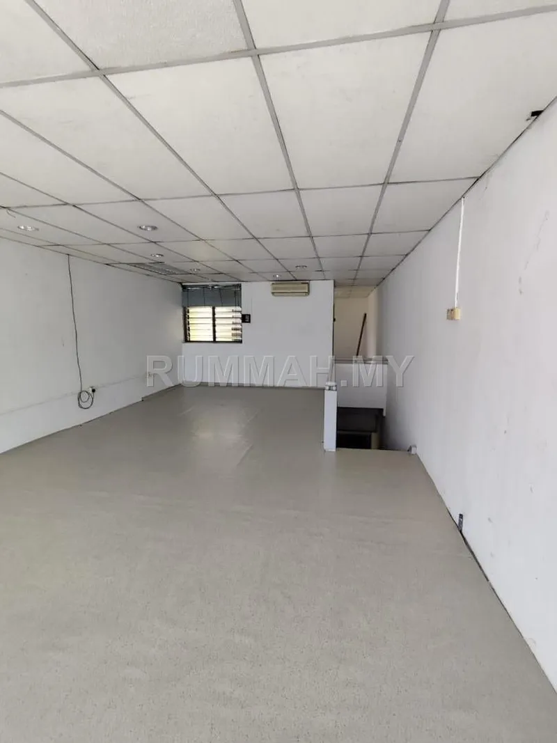 commercial in Jelutong, Penang — photo 2