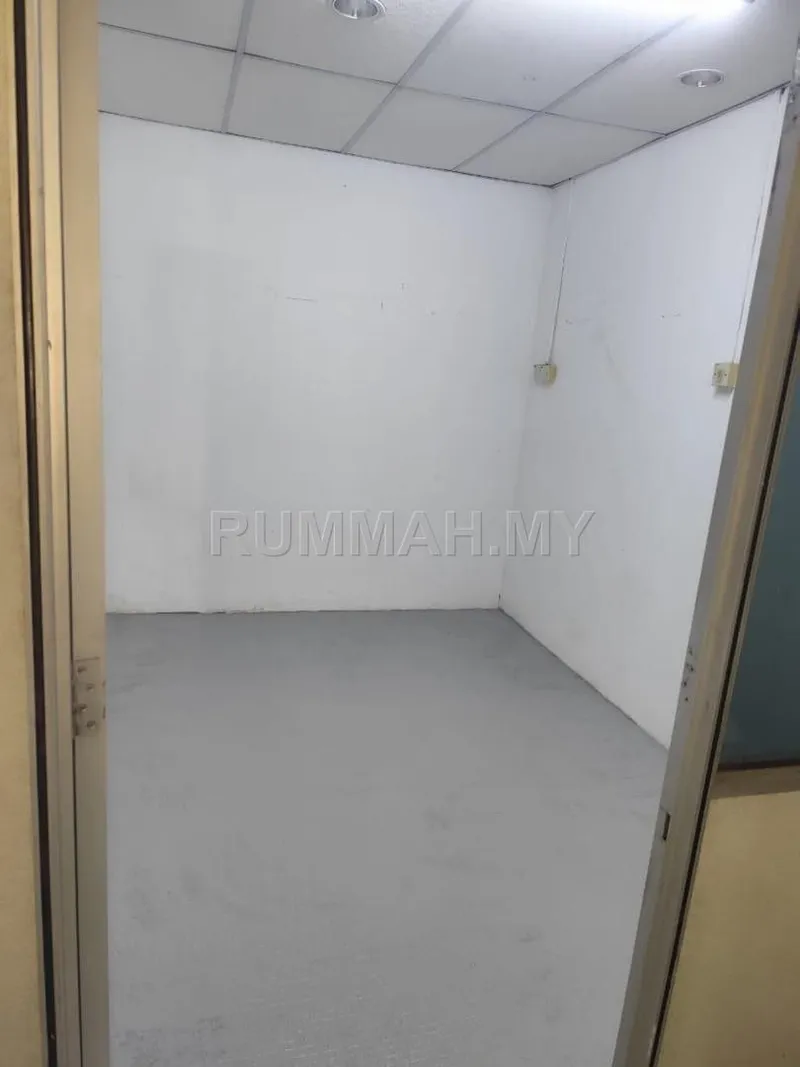 commercial in Jelutong, Penang — photo 3