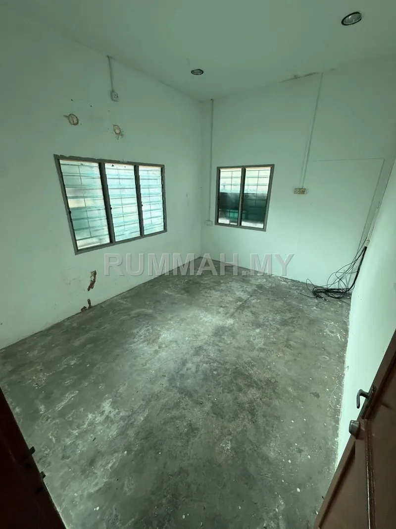 commercial in Air Itam, Penang — photo 2