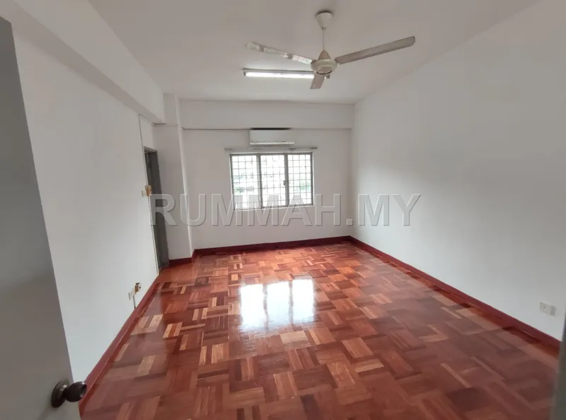 condo in Bandar Sunway, Selangor — photo 3