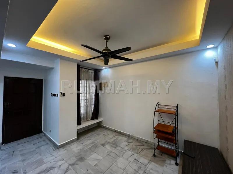 2 Storey SD 10 Bandar Sri Damansara , Actual, Freehold, FULLY EXTEND, Low Depost